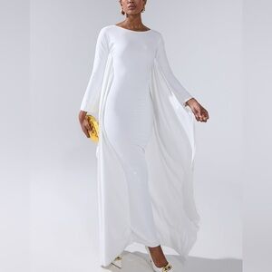 KYLIE MAXI DRESS WITH RUFFLE SLEEVES IN WHITE - L